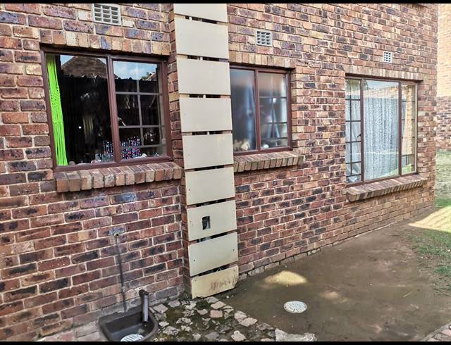 2 BEDROOM APARTMENT FOR SALE IN SONNEVELD